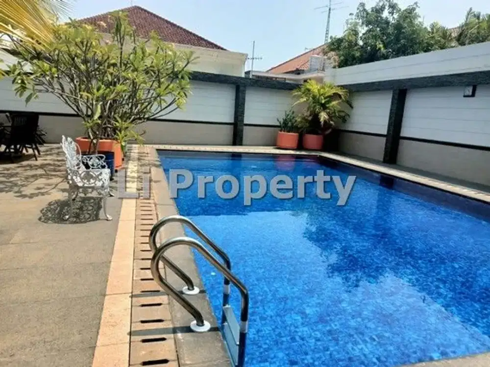 Bromo, Papandayan, Gajahmungkur, swimm pool, Semarang