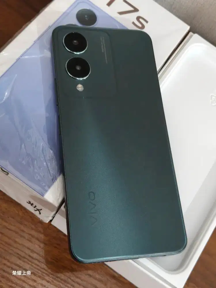 Vivo Y17s 6/128 bekas resmi