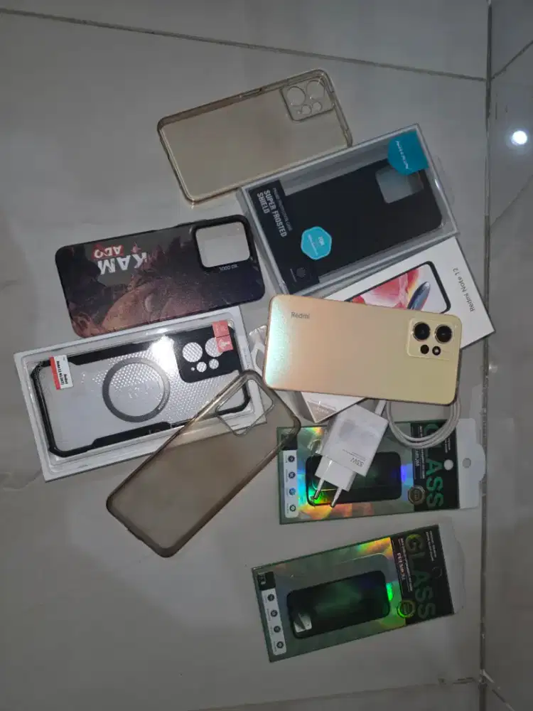 Redmi note 12 gold 8GB/256GB