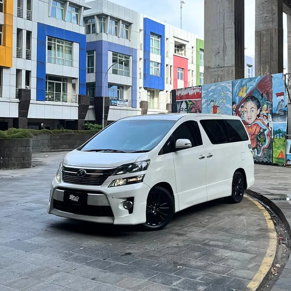 Toyota Vellfire 2.5 Zg Premium Sound Cbu A/T Nik.2013