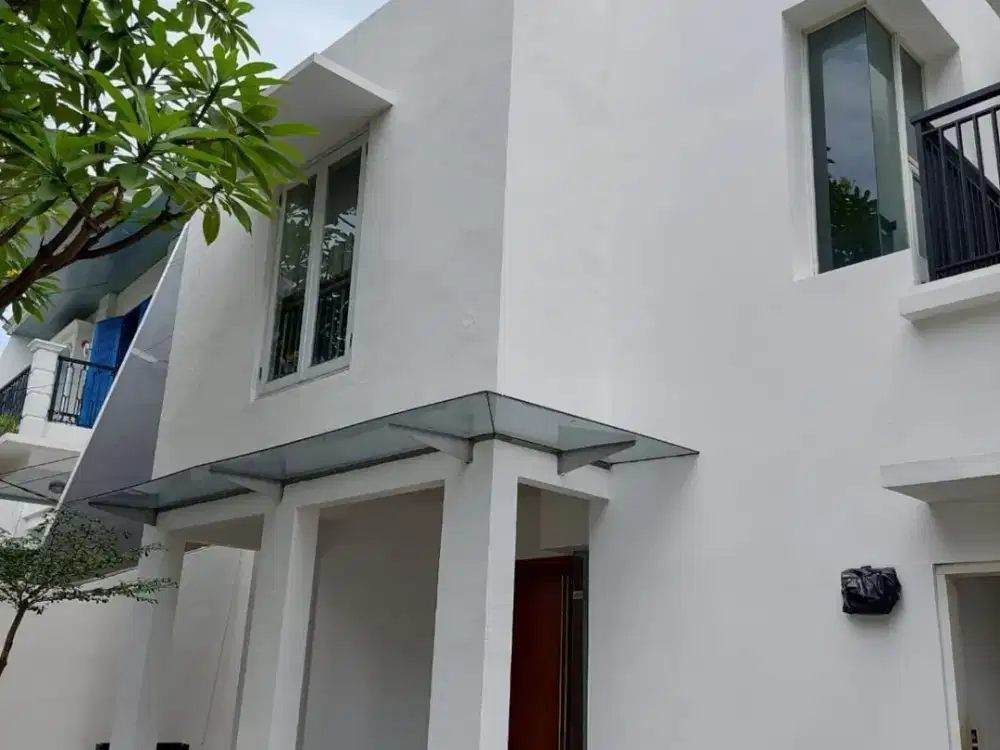Dijual Rumah Mewah Tanah Luas di Jakarta Selatan VA-17826
