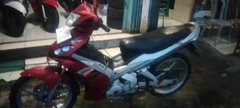 Jual Yamaha lengkap BPKB stnk ada..pjk pules