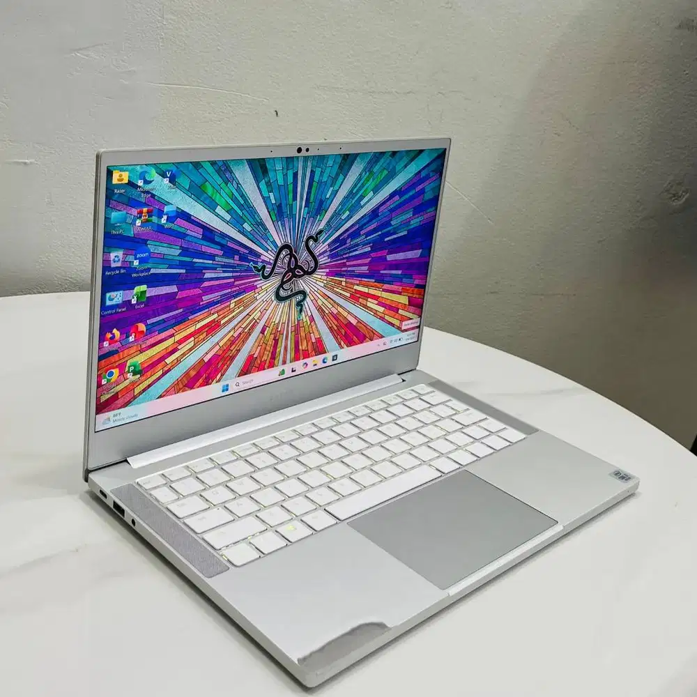 laptop razer blade stealth 13 late 2019 core i7 gen10 bergaransi DL-EC