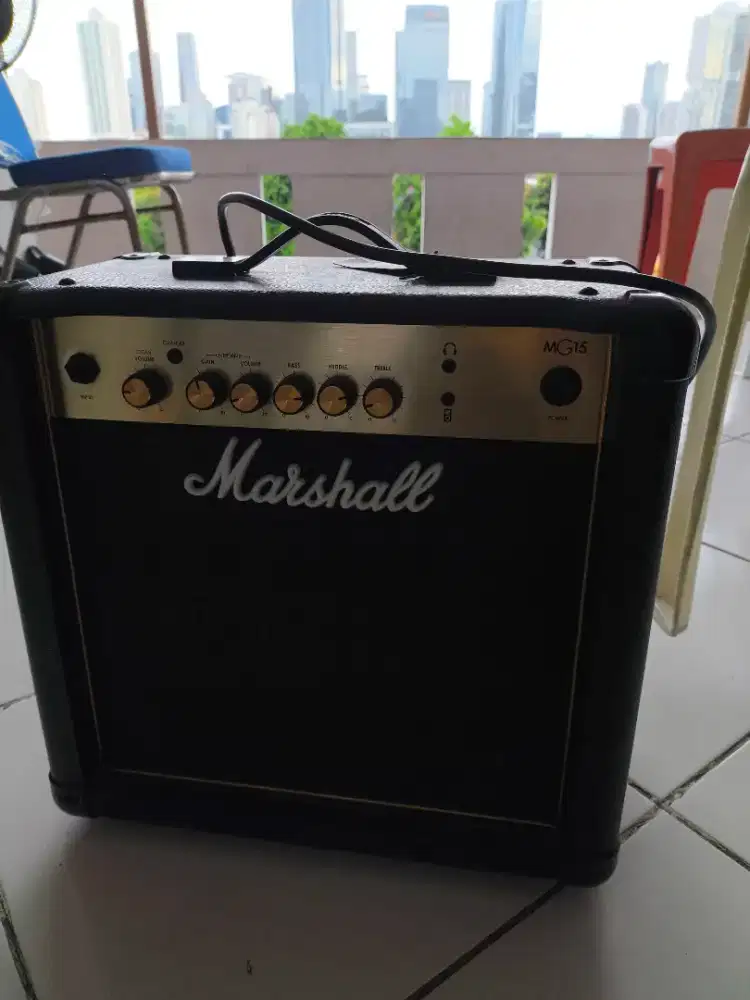 Ampli Marshall MG15