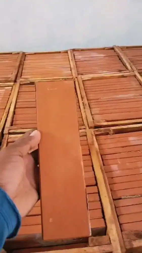 Bata tempel terakota