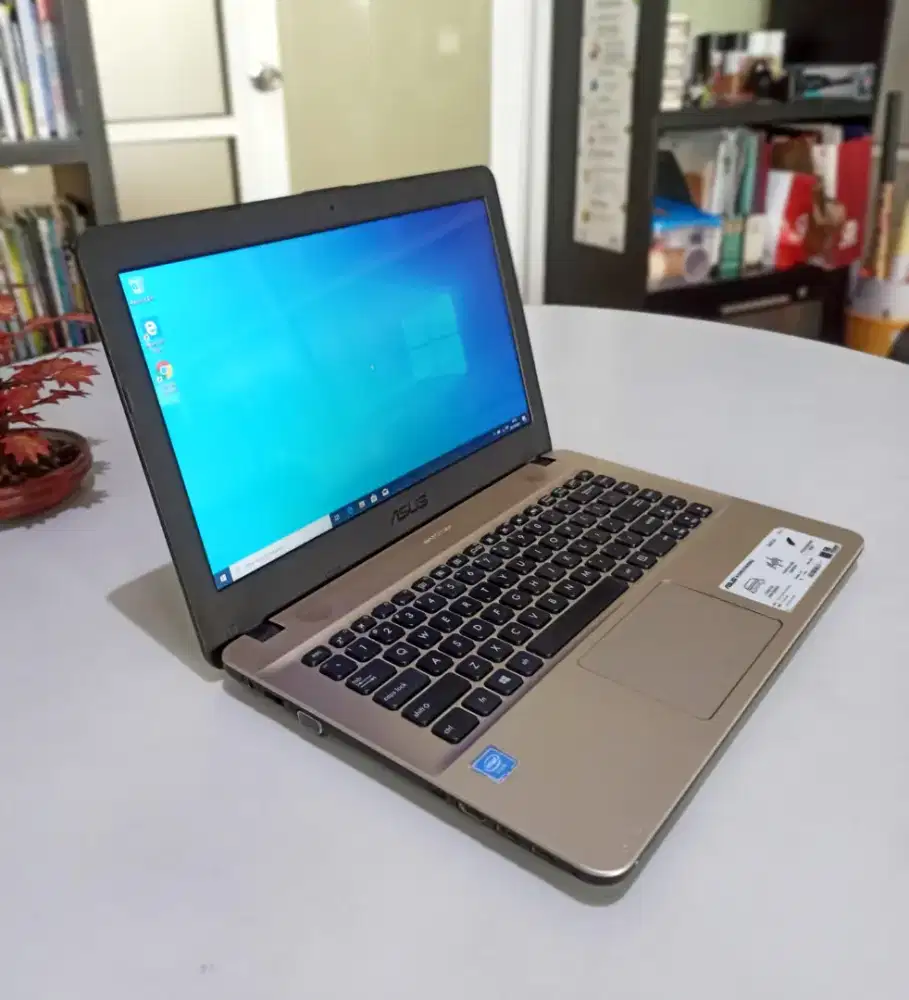 JUAL MURAH LAPTOP ASUS 14 INCH