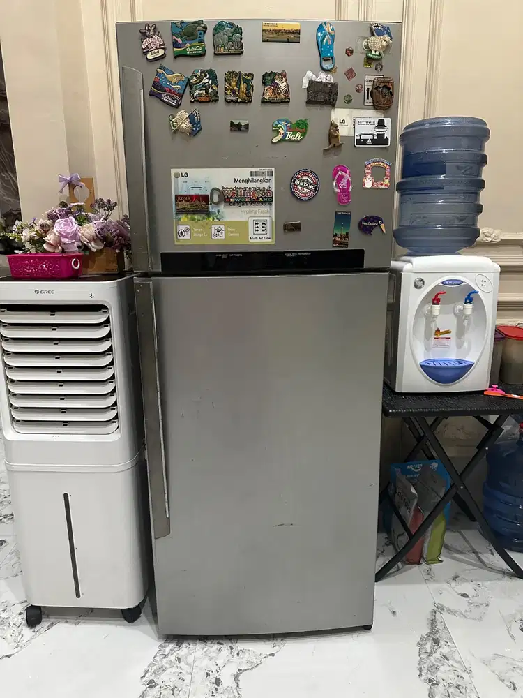 kulkas murah kondisi 100% bagus