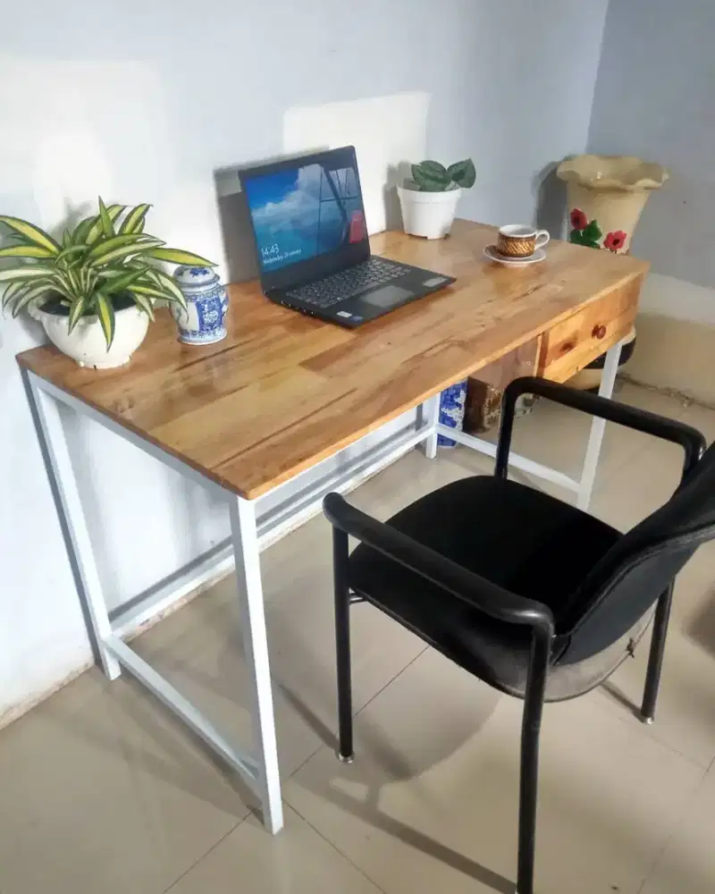 Meja Kerja Industrial gratis ongkir