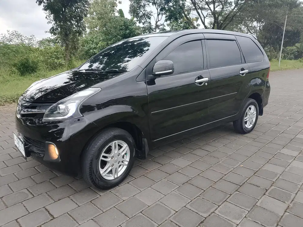 Daihatsu Xenia 2012 Bensin