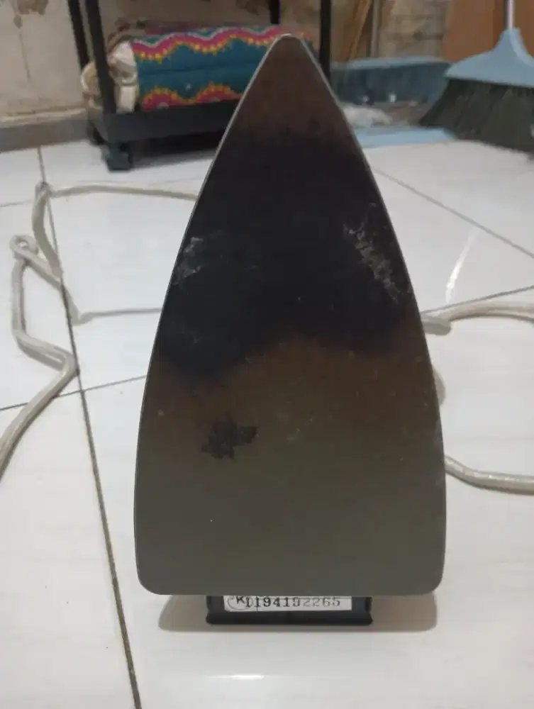 SETRIKAAN BAJU BAGUS