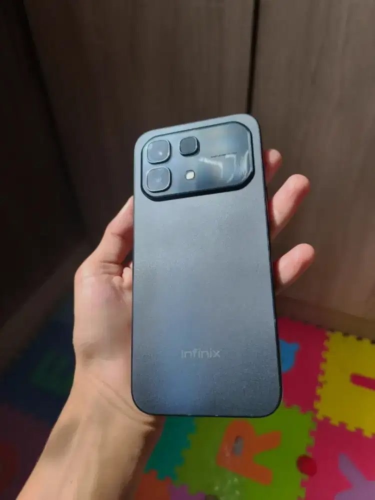 Infinix Note 60 Pro 5G 8/256 Hitam