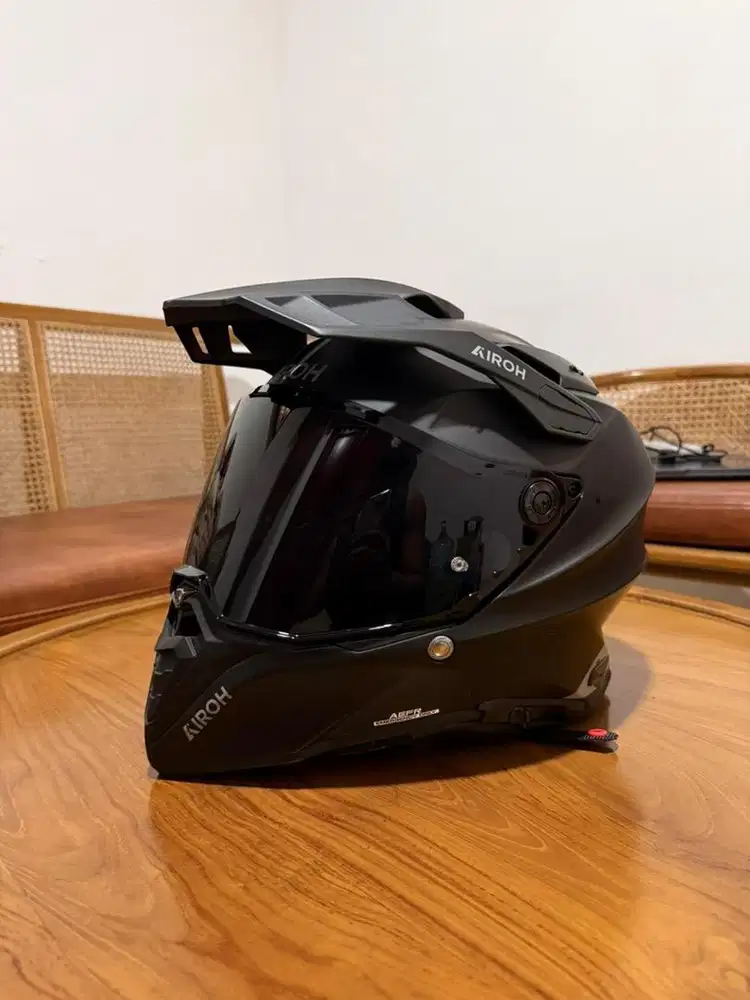 Helm airoh comander size XL