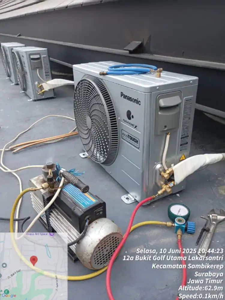 Di cari teknisi AC