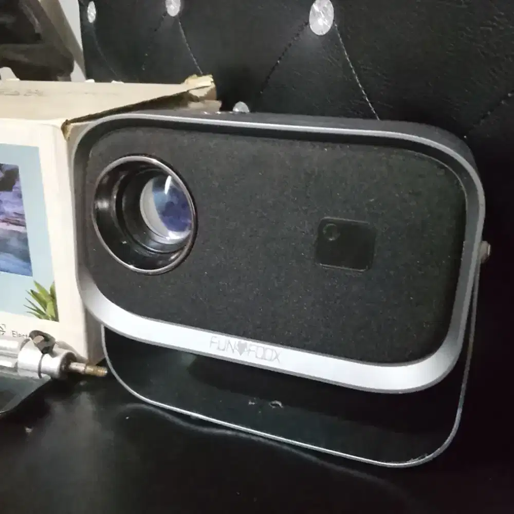 Home projector funfoox