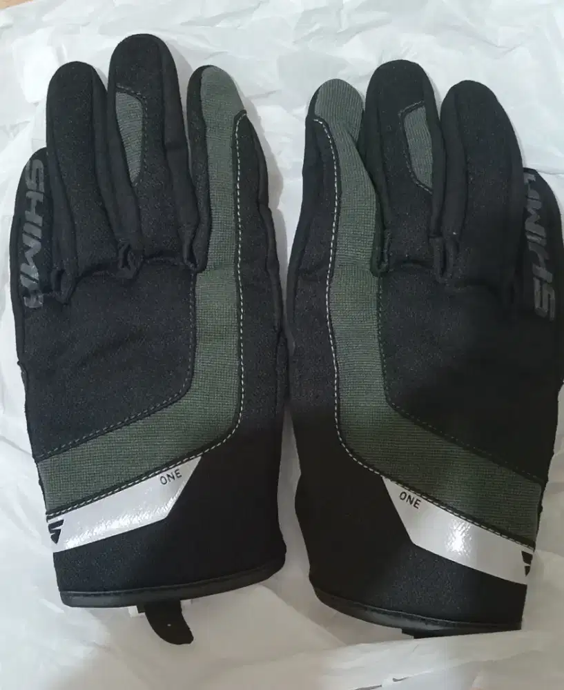 glove shima hitam
