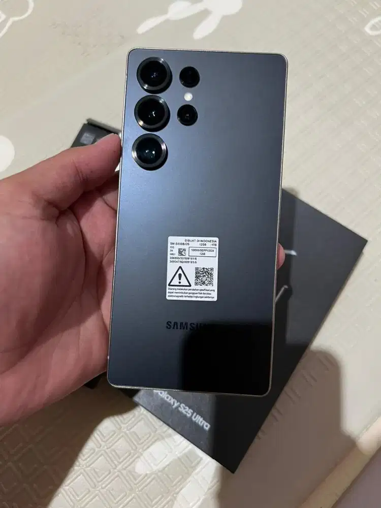 Samsung galaxy s25 ultra 12/1 tb sein scare+ on 25 maret 2027