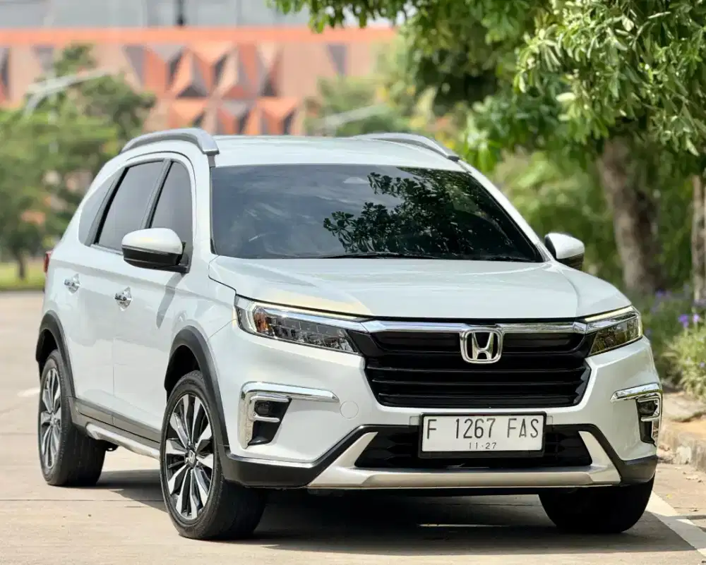 DP 10 jt! Honda BRV Prestige Sensing Matic 2022 Antik Spt Baru!!