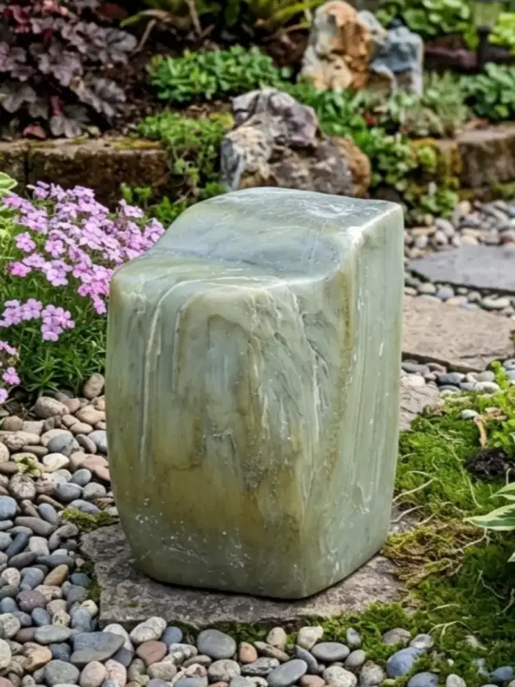 Pajangan F@sil Kayu Hijau Cristal (Giok Pasir Rakit) 6Kg