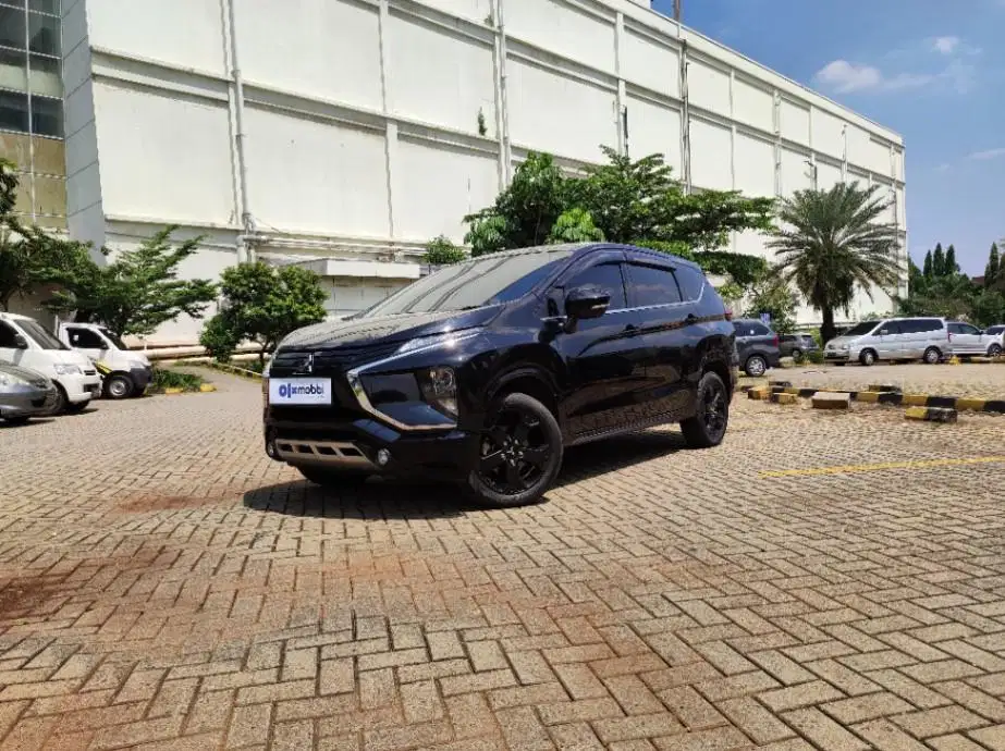 TDP 9,JT, Mitsubishi Xpander 1.5 Sport Bensin-AT Hitam 2019