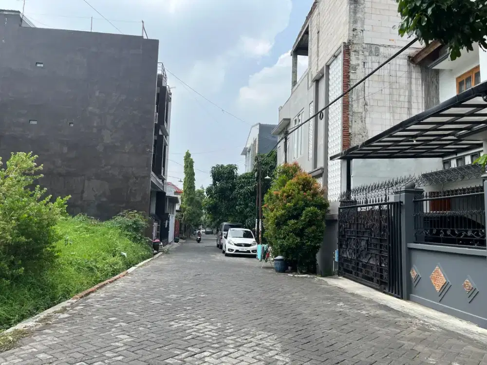 Tanah Sigura Gura Sunan Muria Dekat Kampus UB