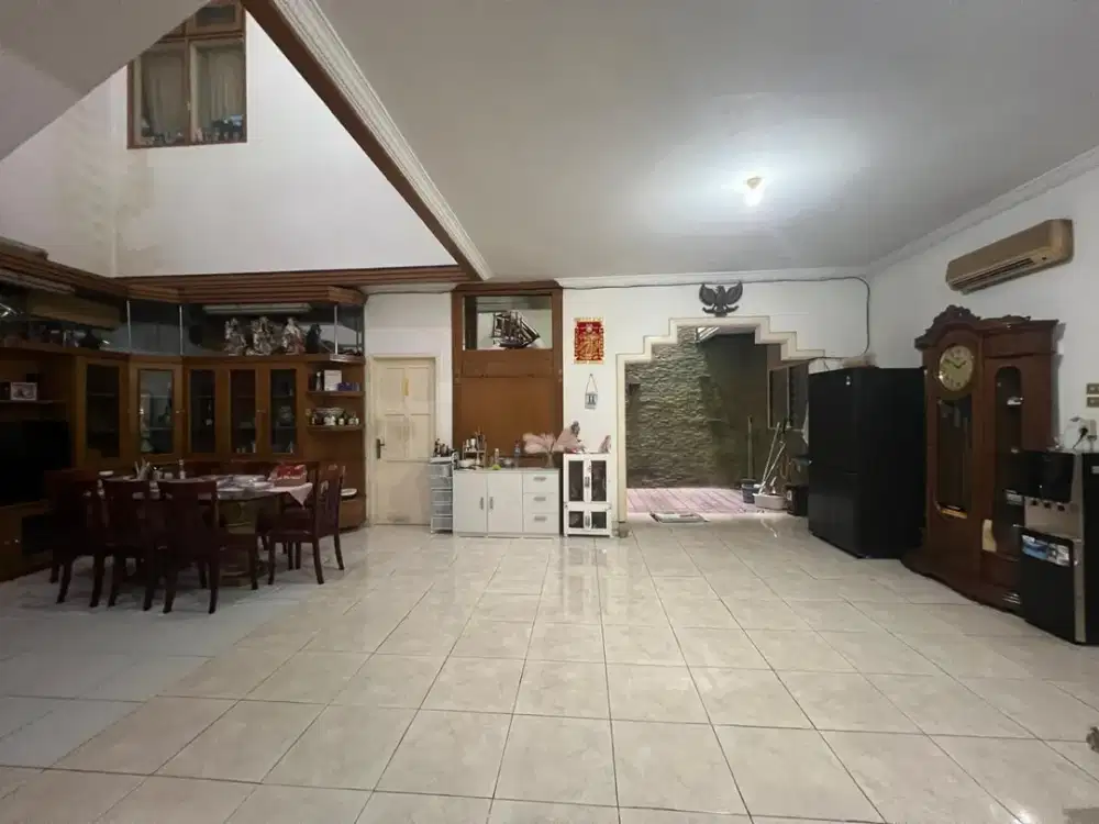 Rumah Sunter Paradise Tahap 3 uk. 12x21m 2 lantai, kompleks elite dan aman, hadap Timur