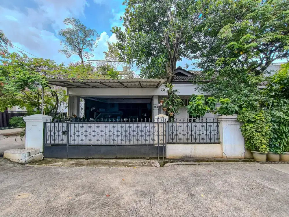 Rumah LT 204 Hook 9 Menit ke Gerbang Tol Cisalak 4 Hadap Utara J-45081