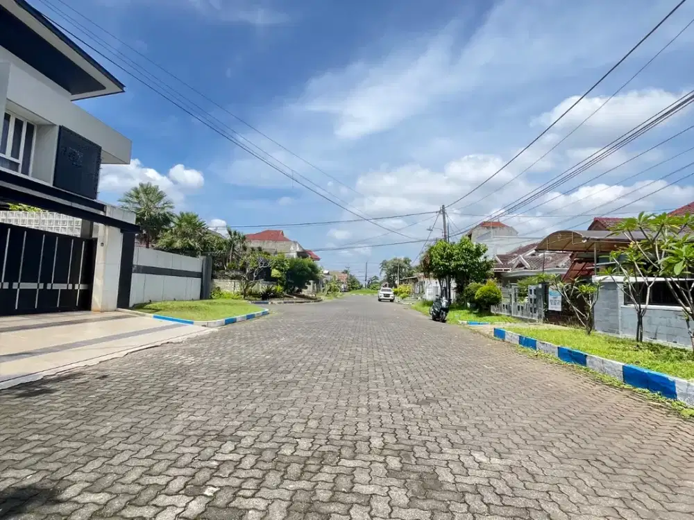 Rumah Luas 450m Araya Cluster Depan Row Jalan 15mter