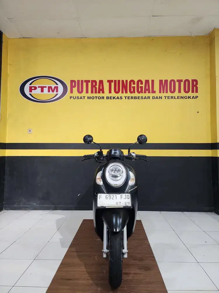 HONDA SCOOPY PRESTIGE 2024