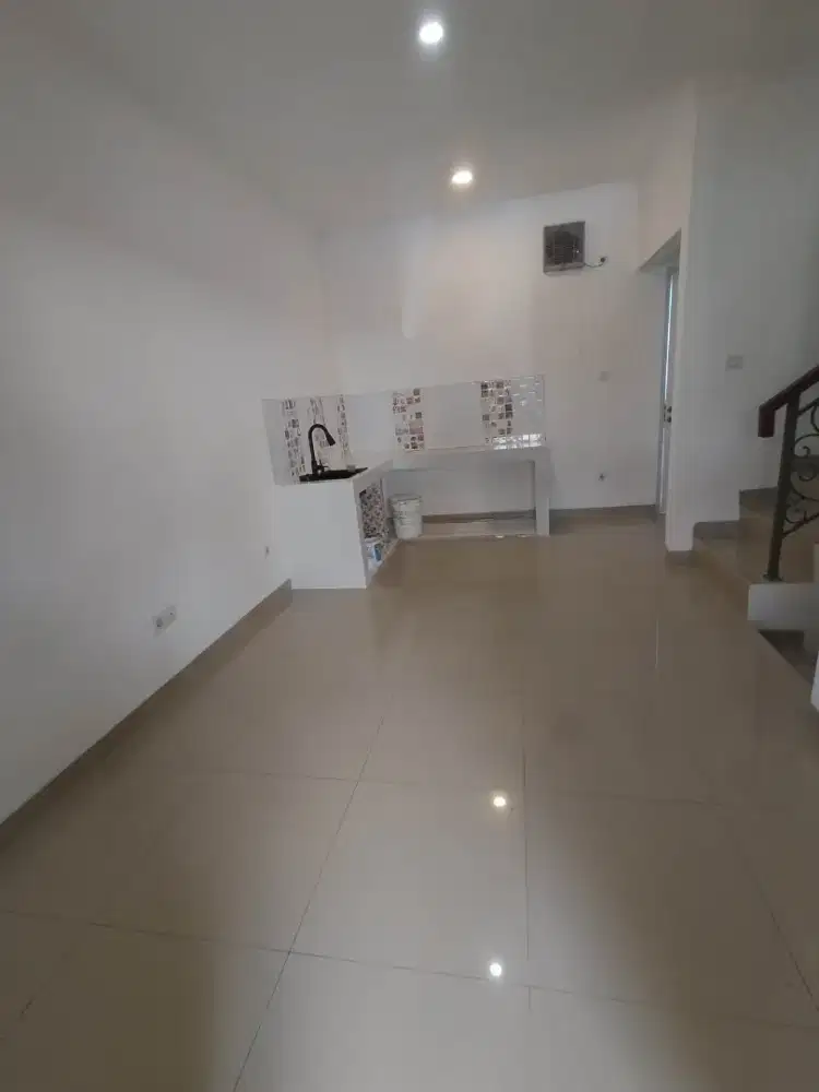 Rumah hook murah gading serpong cluster karelia