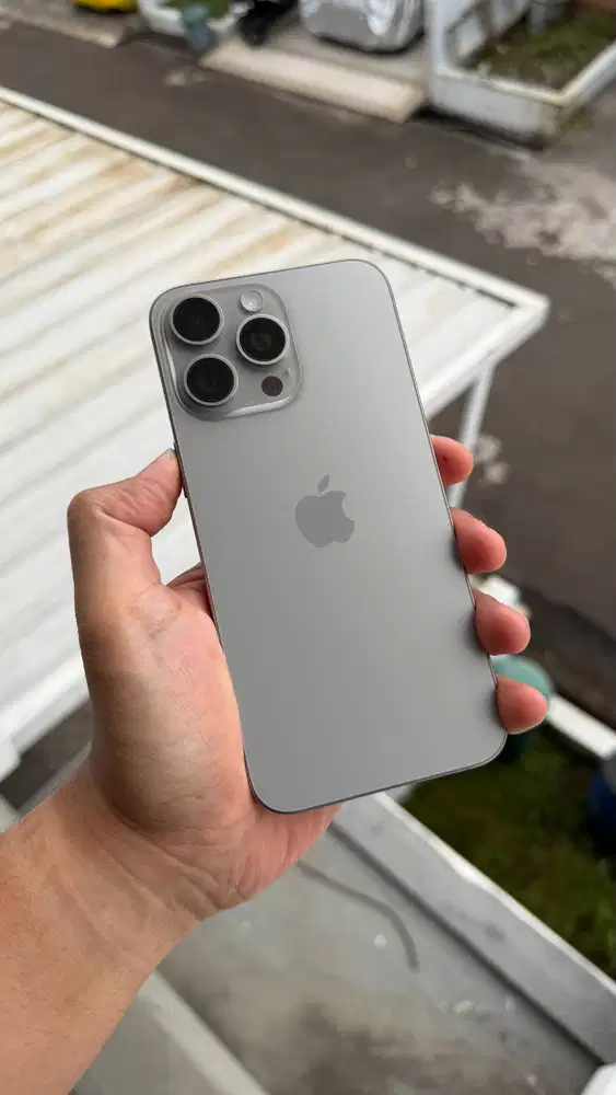 iPhone 15 Pro Max 256Gb Natural Titanium Resmi Fullset Like New