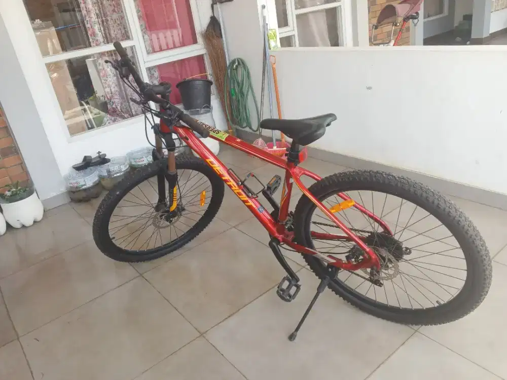 Di jual MTB detroit 27,5 in