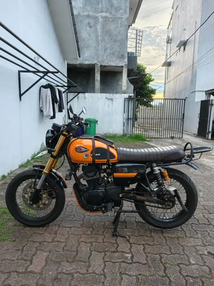 Di Jual Motor Full Custom Kawasaki W175 2019