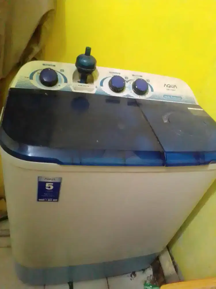Mesin cuci Aqua 8 kg