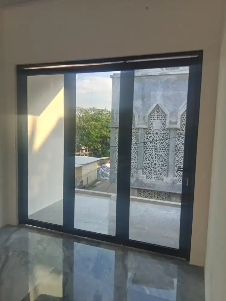 pintu lipat allumunium