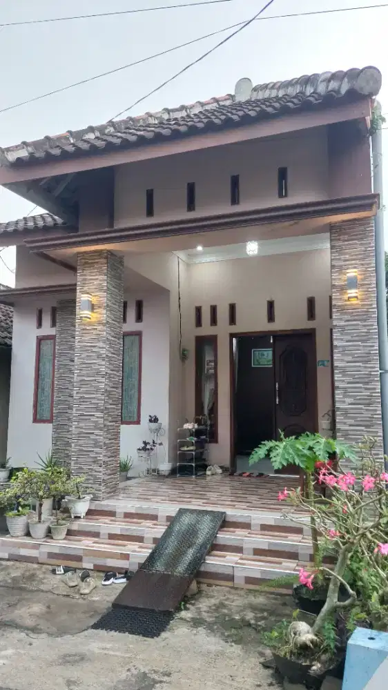 Rumah SHM Strategis 2 menit ke pasar