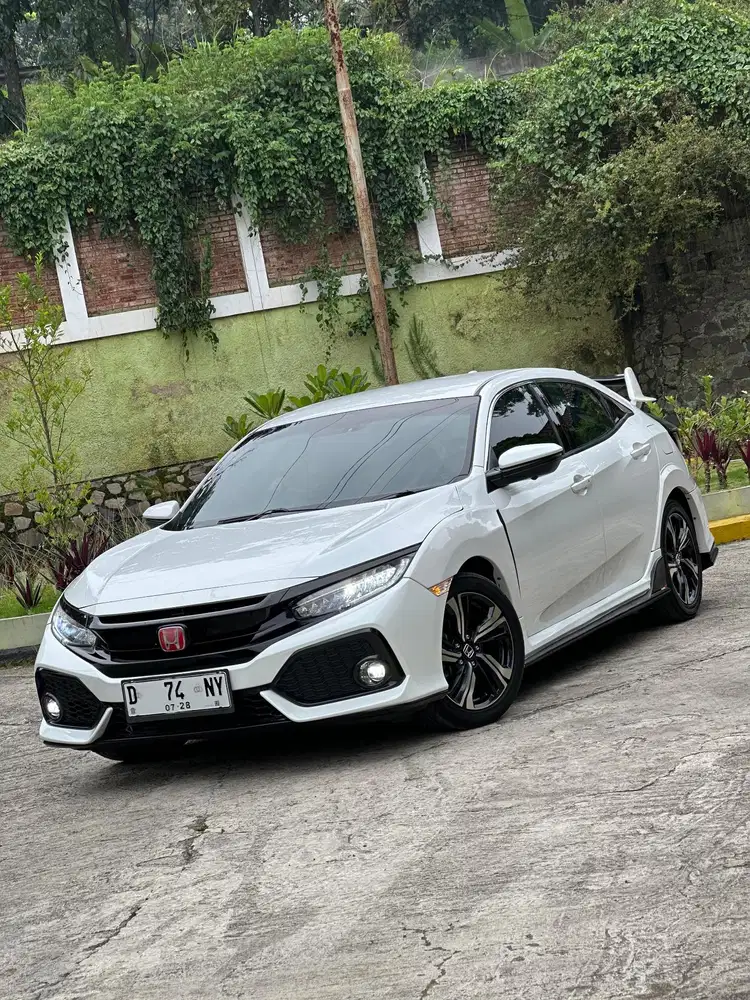 Honda Civic Hatchback 2019 Bensin