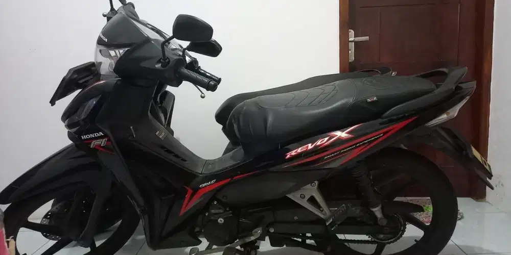 Revo x tangan pertama