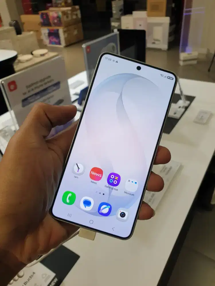 SAMSUNG GALAXY S26 512GB BONUS JAM FIT3 DAN CHARGER ORIGINAL