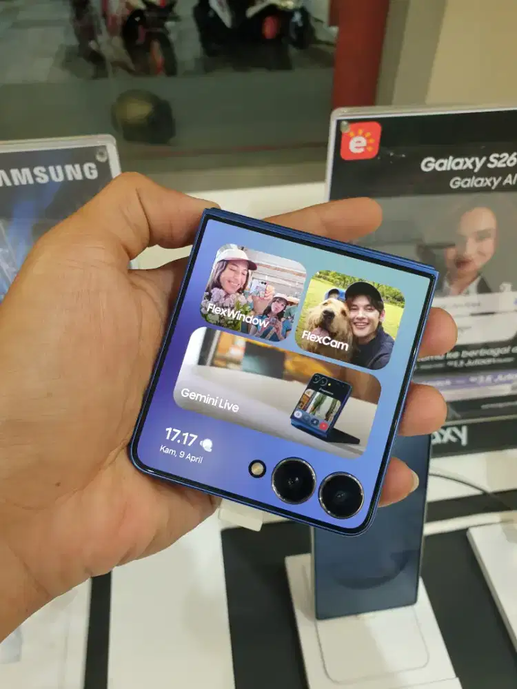 SAMSUNG Z FLIP7 BONUS Z-PREMIERE 2 TAHUN DAN SPEAKER PREMIUM