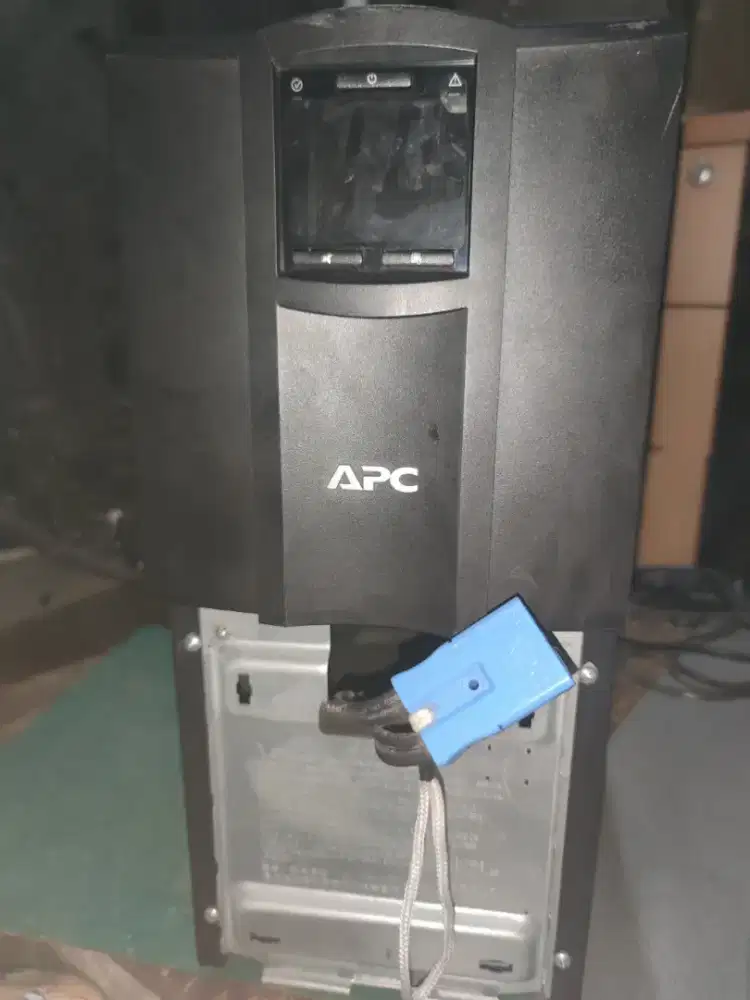 UPS APC SMC3000I