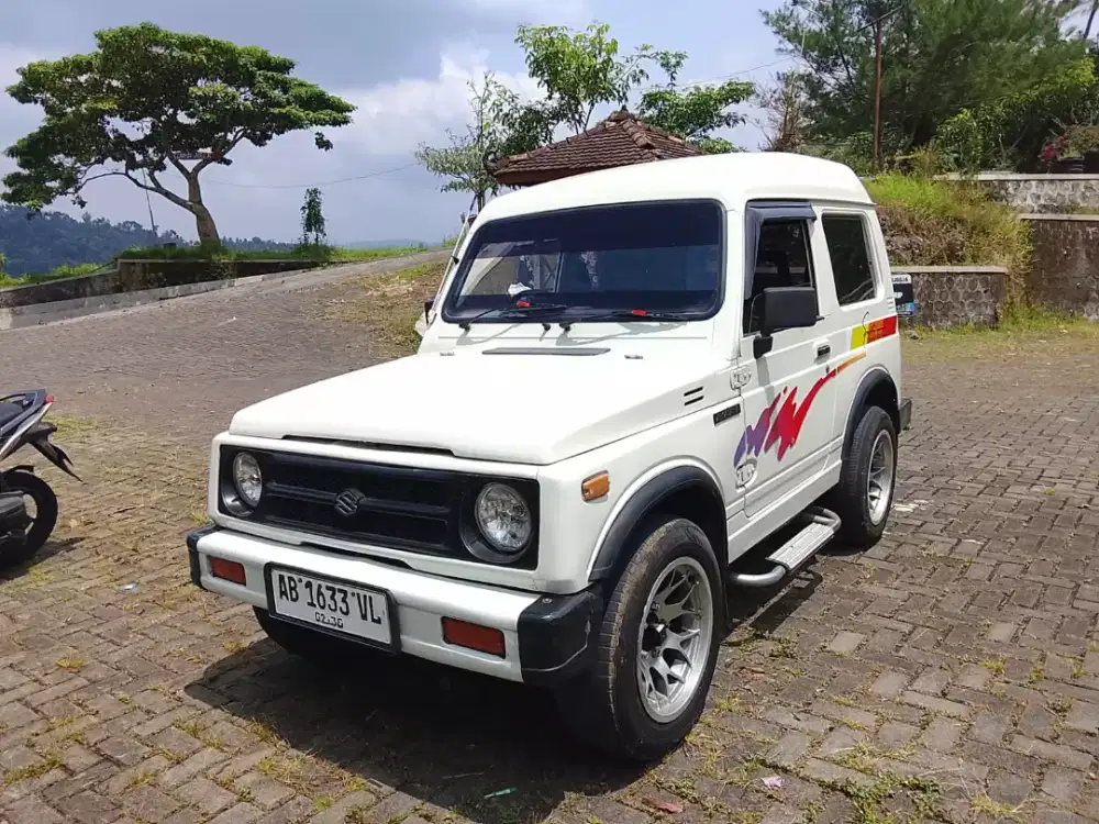 Suzuki Katana GX 1996 Putih – Mesin Kering, Surat Lengkap, Siap Pakai