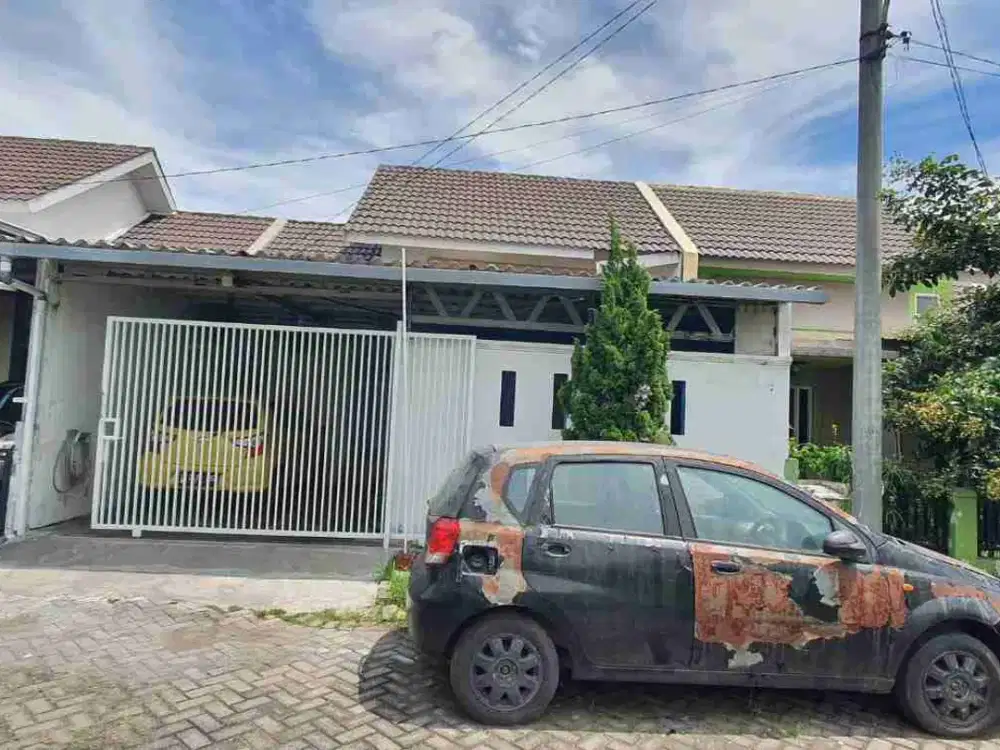 DI JUAL RUMAH
PERUM GRAND SURYA RESIDENCE BLOK B1 NO 31
KEL. : DUKUH TENGAH
KEC. : BUDURAN 
KAB  : SIDOARJO