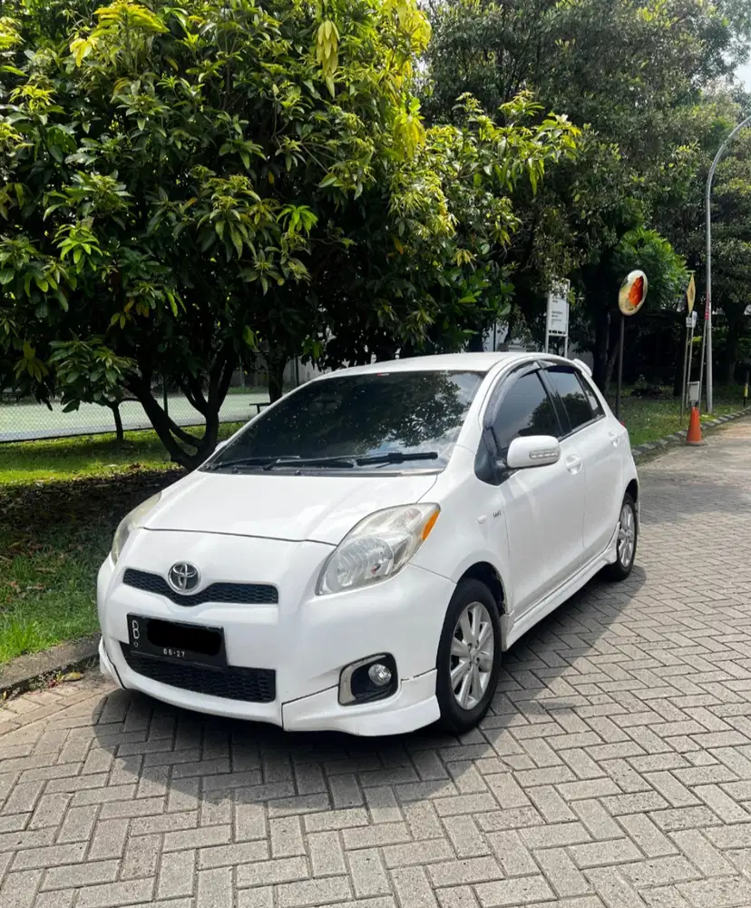 Toyota Yaris 2012 Bensin