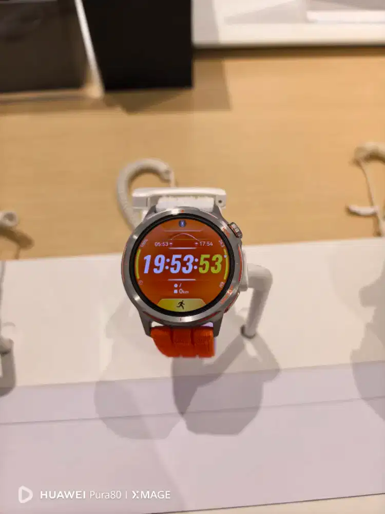 Pre order watch GT runner 2