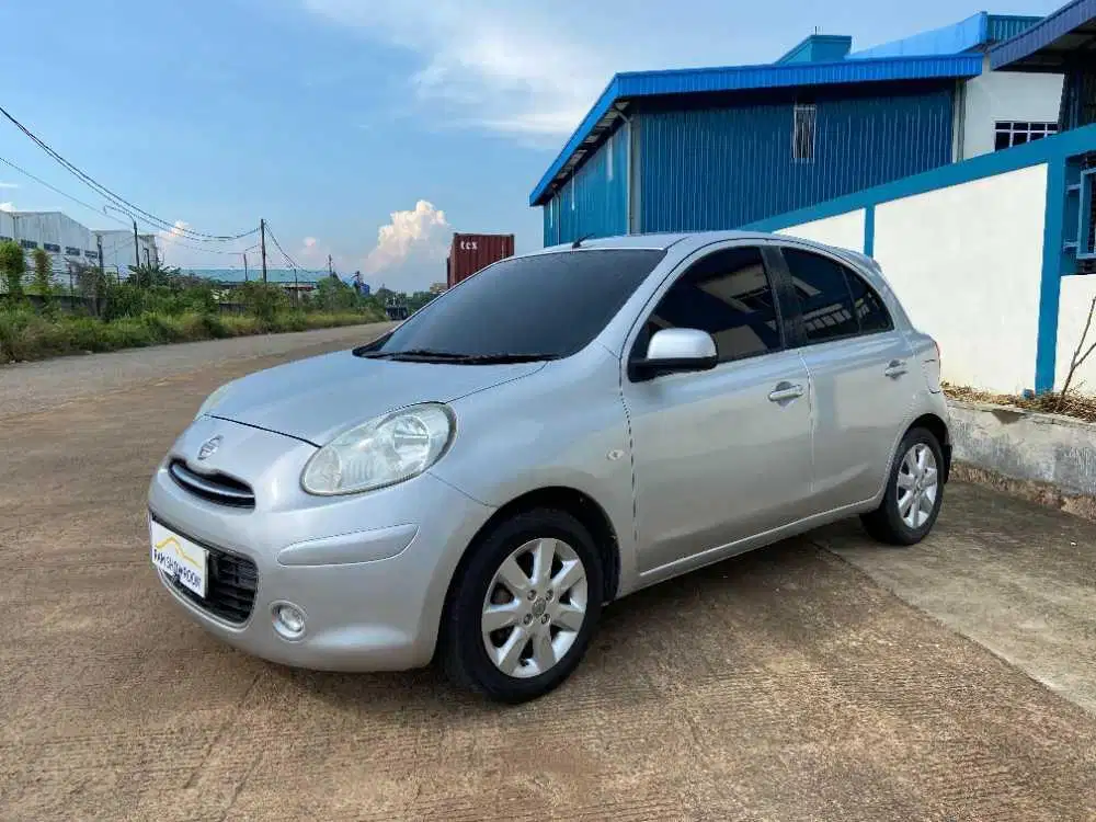 NISSAN MARCH 1.2 AT 2012