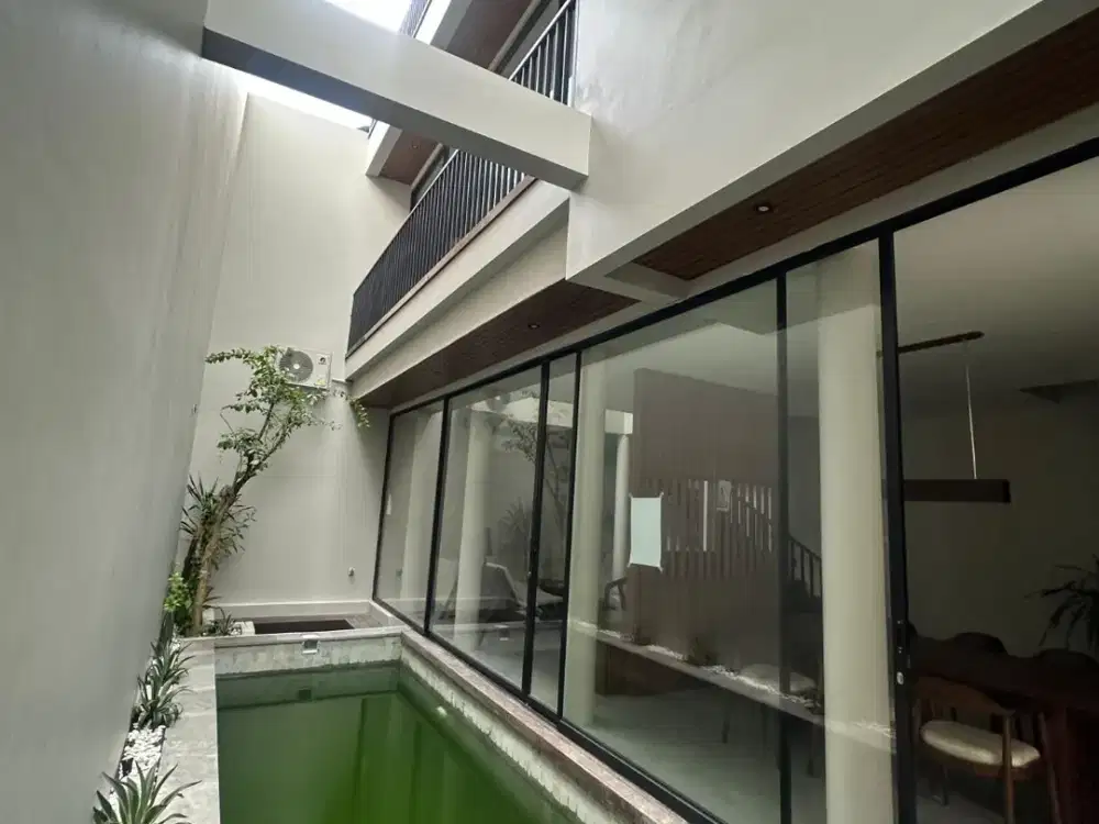 Brand New Villa Modern Tropis 3 Lantai Canggu 5 Menit menuju Pantai Batu Bolong Canggu