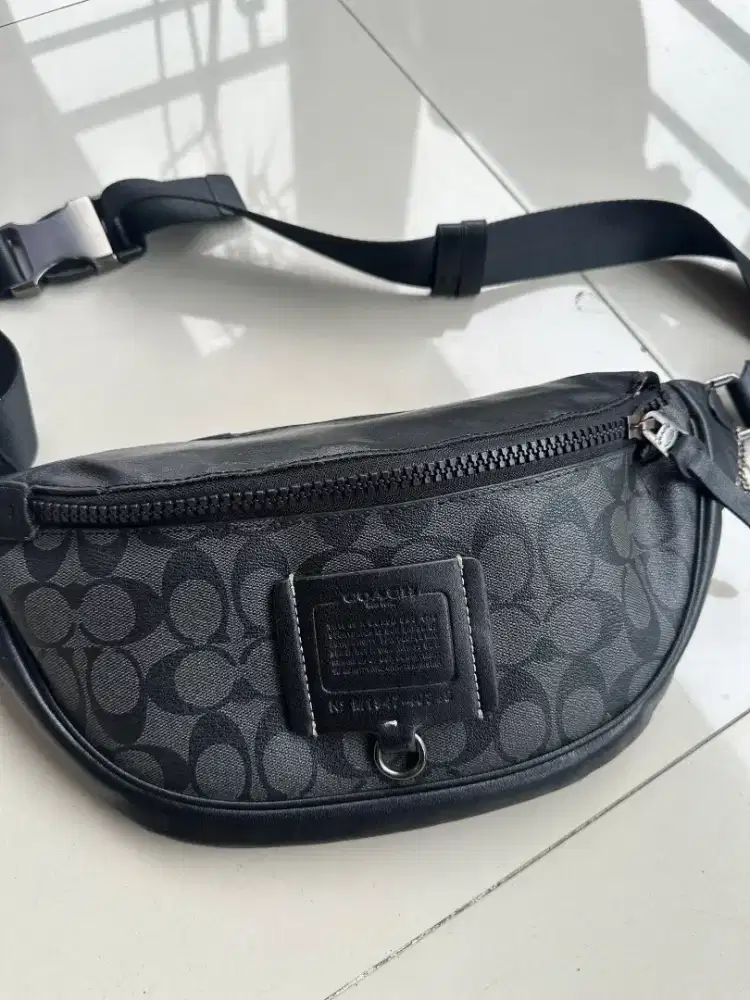 Waistbag Coach Pria