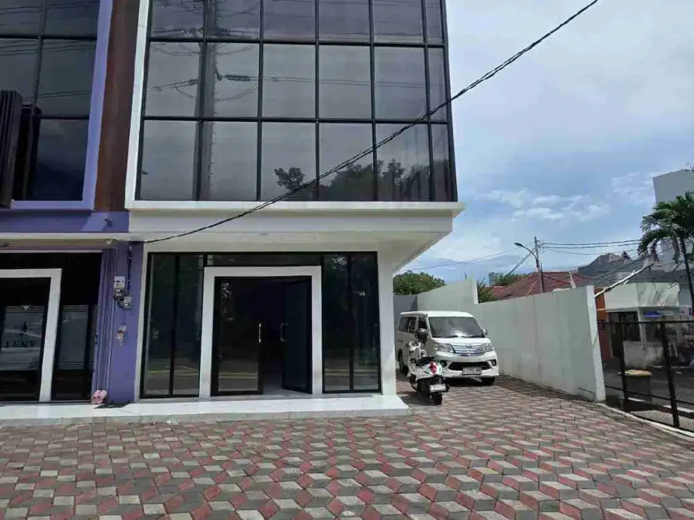Ruko baru lokasi strategis di Rawamangun Jakarta Timur
