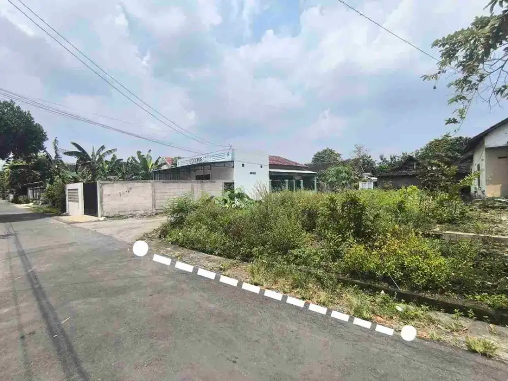 Tanah Pekarangan murah dekat ke Tol Klodran Colomadu Solo Bisa Separo