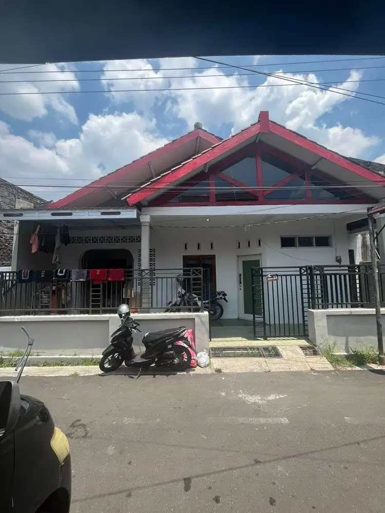 DIKONTRAKAN RUMAH TINGGAL 1 LANTAI